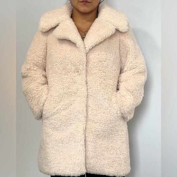 Norla- Sheep fur vest - Picture 1 of 4